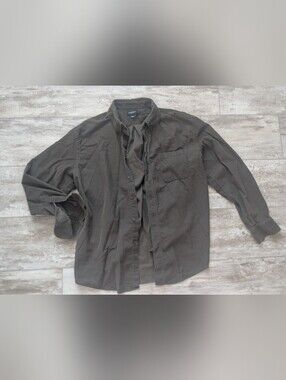 Sonoma Men’s Olive Green Casual Button-Down Shirt
